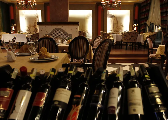 فندق Bel Conti 4*