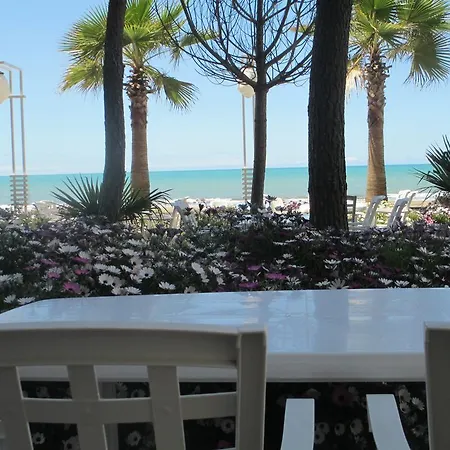 Bel Conti Hotel 4*